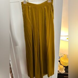 L'Autre Chose wide leg velvet pants with pleats, chartreuse, size 40